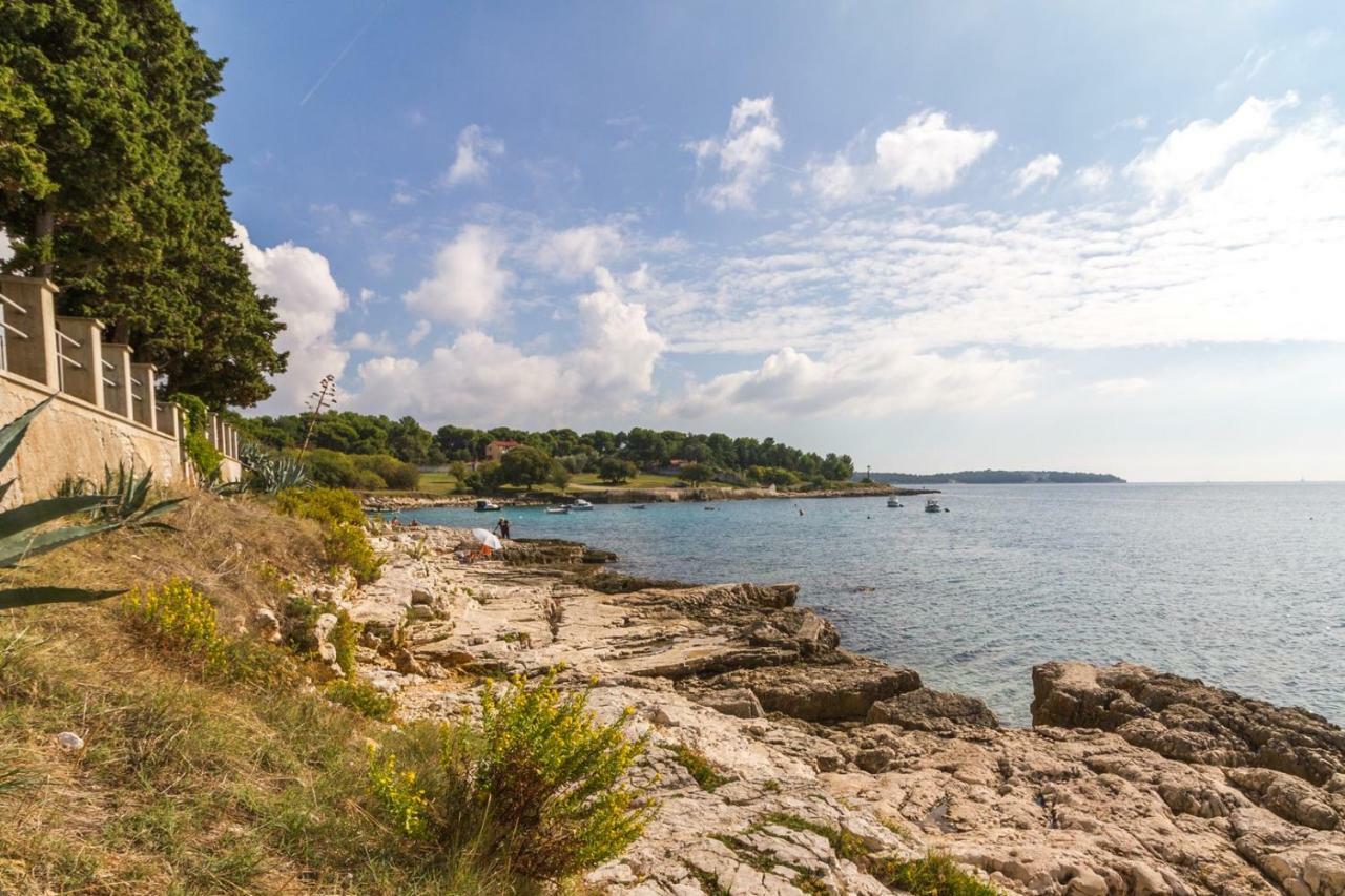 Apartments Perka Near Beach Пула Екстериор снимка