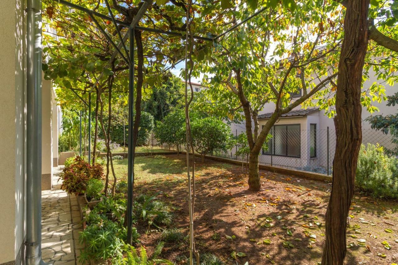 Apartments Perka Near Beach Пула Екстериор снимка